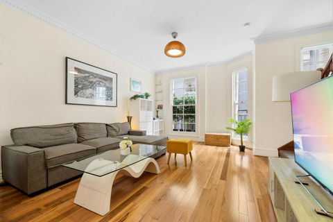Ideally Located 3 BR With Parking & Central & Darling Harbour-10 Mins Walk - Tourism Adelaide 2
