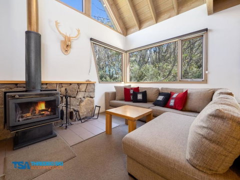Indi Chalet - Tourism Adelaide 0