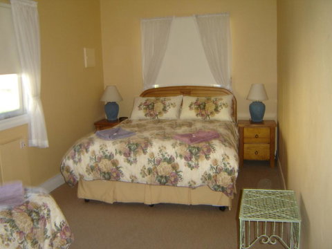 Albany Historic Cottage - Tourism Adelaide 3