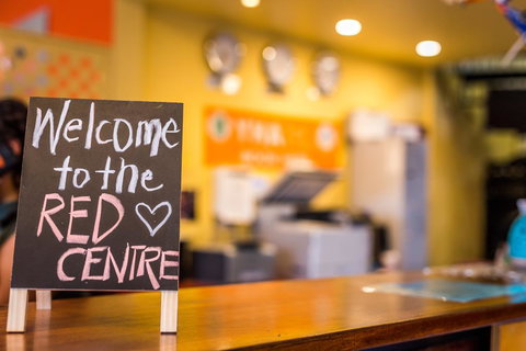 Alice Springs YHA - Tourism Adelaide 3