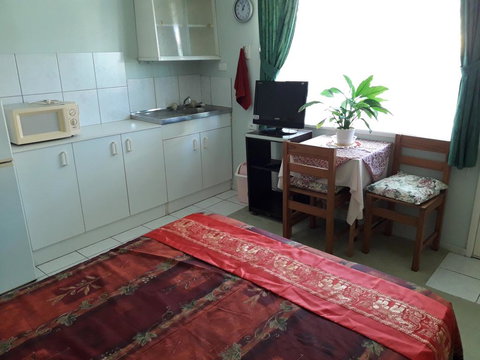 Alison's Rest - Tourism Adelaide 3