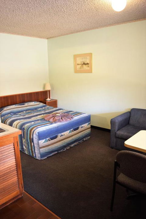 Alkira Motel - Tourism Adelaide 3