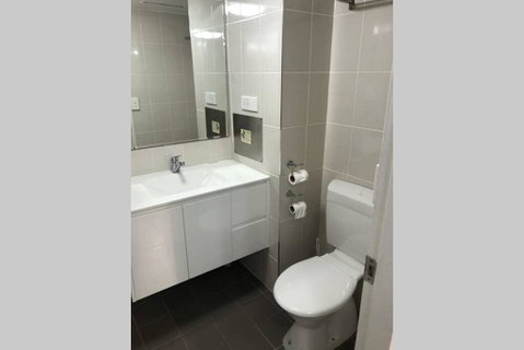All In 500 Aud Weekly Beachfront The STRAND Studio Apartment - Tourism Adelaide 1