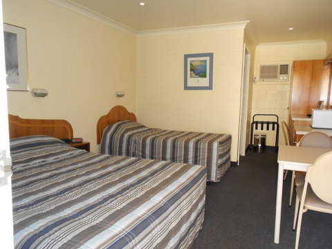 All Seasons Motor Lodge - Tourism Adelaide 2