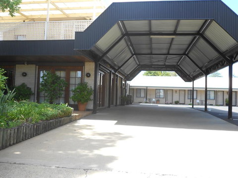 All Seasons Motor Lodge - Tourism Adelaide 0