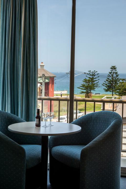 Alloggio Newcastle Beach - Tourism Adelaide 3