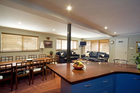 Alpine View Apartments - Tourism Adelaide 1