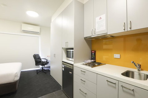 Alston Apartments Hotel - Tourism Adelaide 1