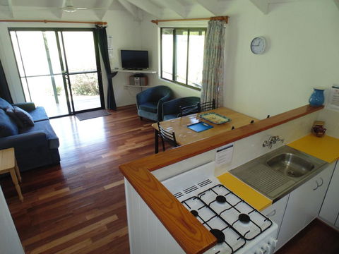 Alstonville Country Cottages - Tourism Adelaide 1