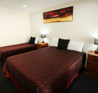 Amber Lodge Motel - Tourism Adelaide