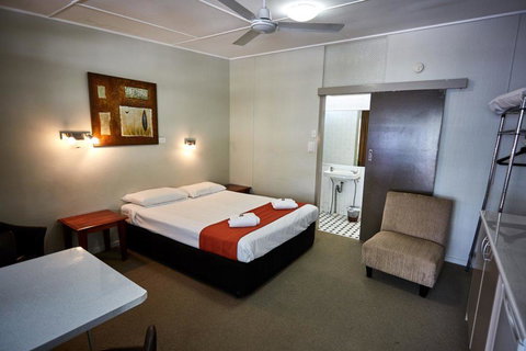 Anchorage Motor Inn - Tourism Adelaide 3