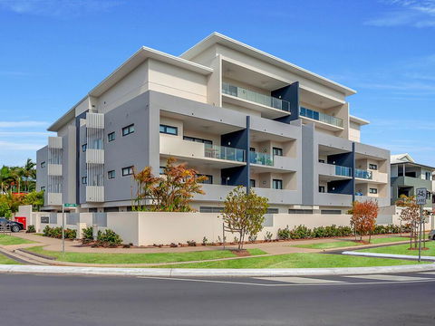 Apartment Close To The City Life On Lake 3 - Tourism Adelaide 1