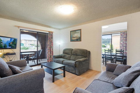 Apollo Unit 17 - Tourism Adelaide 0