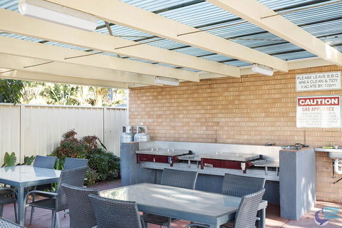 Apollo Unit 25 - Tourism Adelaide 2