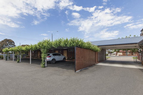 Ararat Motor Inn - Tourism Adelaide 2
