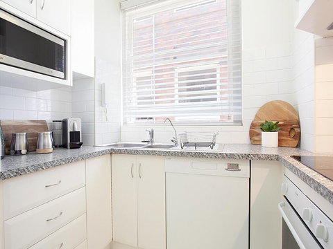 ART DECO DELIGHT-hosted By:L'Abode - Tourism Adelaide 3