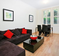 Art Deco in the Cul-de-Sac - Spacious Executive 1BR Potts Point Apartment in Quiet Cul-de-Sac - Tourism Adelaide
