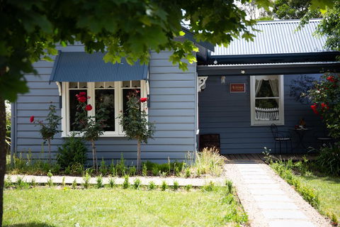 Artisan Retreat - Tourism Adelaide 0