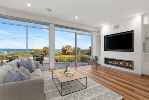 Luxury Beach House With Bay Views, Rooftop & Lift - Tourism Adelaide 0