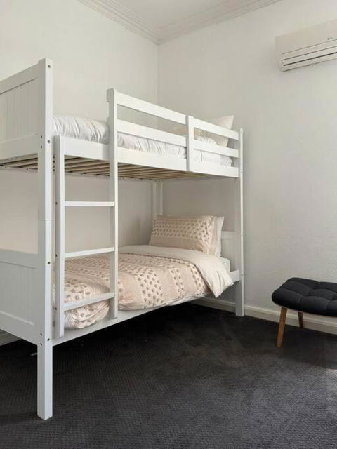 Luxury Stay In Williamstown - Tourism Adelaide 1