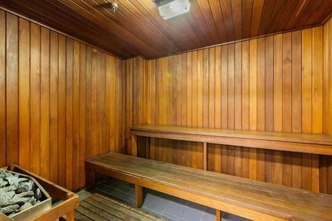 MAN54 -Manly Magic Waterfront Retreat With Gym & Sauna - Tourism Adelaide 1