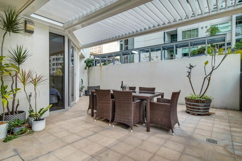 M On Mary Suites Brisbane City - Tourism Adelaide 3