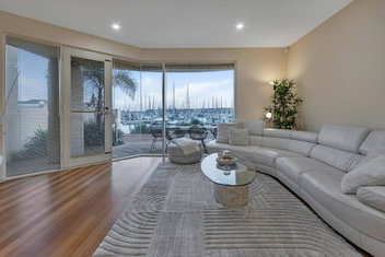 Marina House Next To Beach with Tourism Adelaide