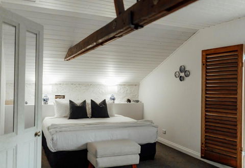 MARYBANK ESTATE - BARN LOFT - Tourism Adelaide 1