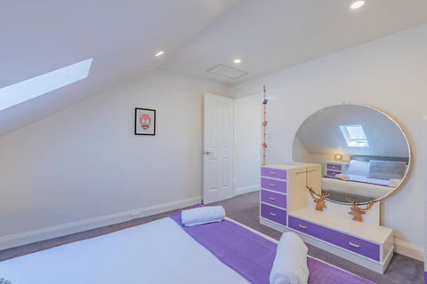 MELVINGTON BOUTIQUE APARTMENT IN HOBART CBD O - Tourism Adelaide 3