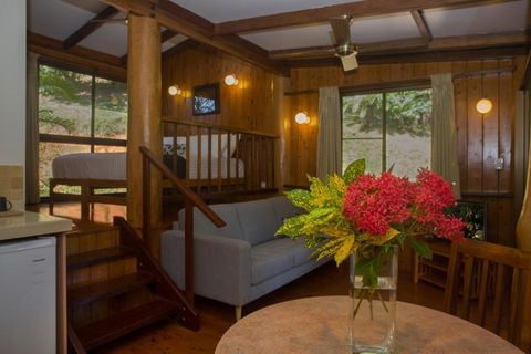 Milkwood Lodge - Tourism Adelaide 0