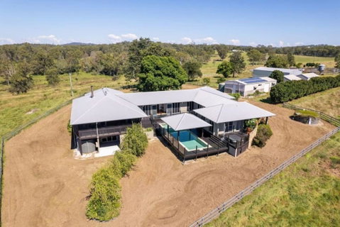 Mountain Majesty With Poolside Relaxing Getaway - Tourism Adelaide 2