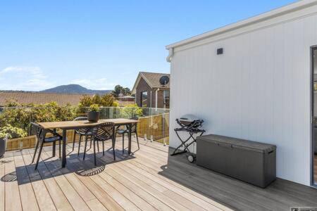 Mountain View Villa-close To Shops-10min To CBD - Tourism Adelaide 0