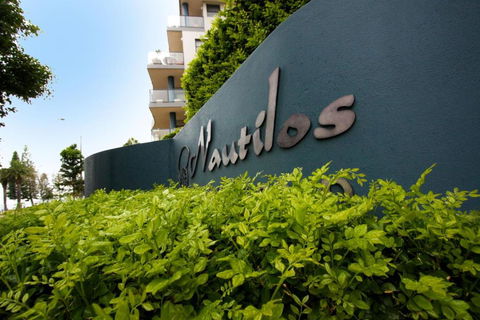 Nautilos On The Harbour - Tourism Adelaide 1