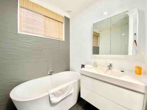 Nelson Bay Home On The Beach!! - Tourism Adelaide 2