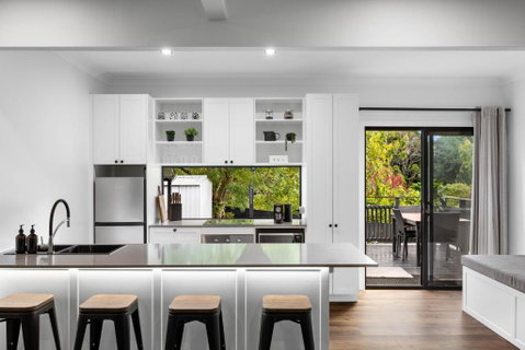 New Modern 2 Bedroom Mountain Retreat Escape - Tourism Adelaide 1