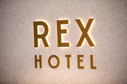 Nightcap At Rex Hotel - Tourism Adelaide 3