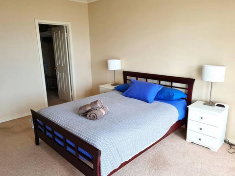 On The Bay - Tourism Adelaide 1