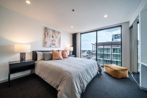 Onyx On North Tce CBD Penthouse Pool Parking - Tourism Adelaide 0