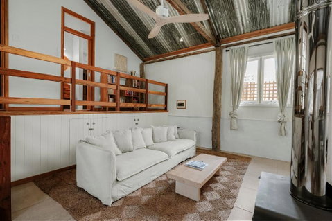 Orchard Cottage - Quiet Farm Escape - Tourism Adelaide 3