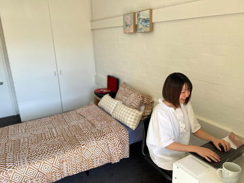 Ozi Village Cardigan - Tourism Adelaide 2