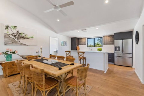 PACIFIC Stunning Coastal Home The Perfect Family Getaway - Tourism Adelaide 3