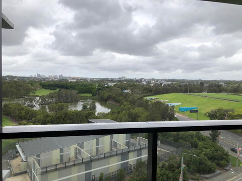 Parkview Modern Apartment W Parking @ Olympic Park - Tourism Adelaide 3