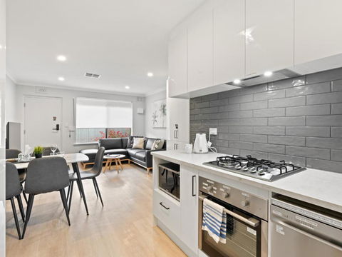 Payneham South Paradise Suite 1 - Tourism Adelaide 3