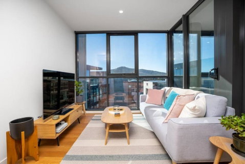 Perfectly Located 1BR BA Apartment - Tourism Adelaide 0
