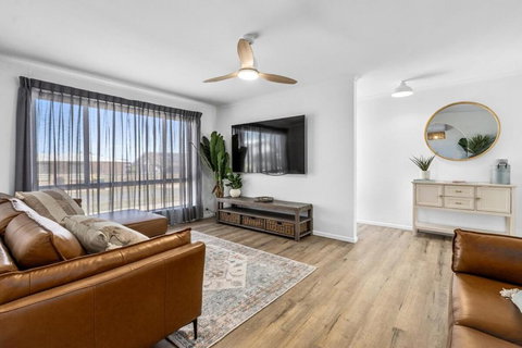 Percys Beach House Moonta Bay - Tourism Adelaide 2