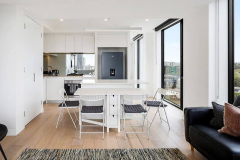 Perfect Haven In Spring Hill 2B1B And Parking - Tourism Adelaide 1