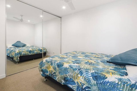 Perfect Haven In Spring Hill 2B1B And Parking - Tourism Adelaide 3