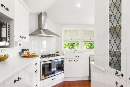 Pet Friendly Family Home In Brisbane - Relocations And Family Stays - Fast Internet - Parking - Netflix - Tourism Adelaide 3