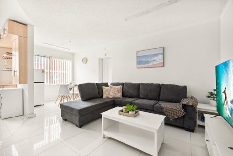 Polished 2-Bed Unit In The Heart Of Parramatta - Tourism Adelaide 0