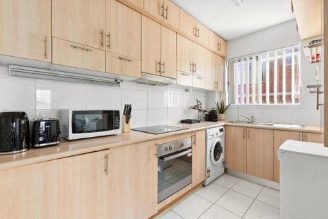 Polished 2-Bed Unit In The Heart Of Parramatta - Tourism Adelaide 2